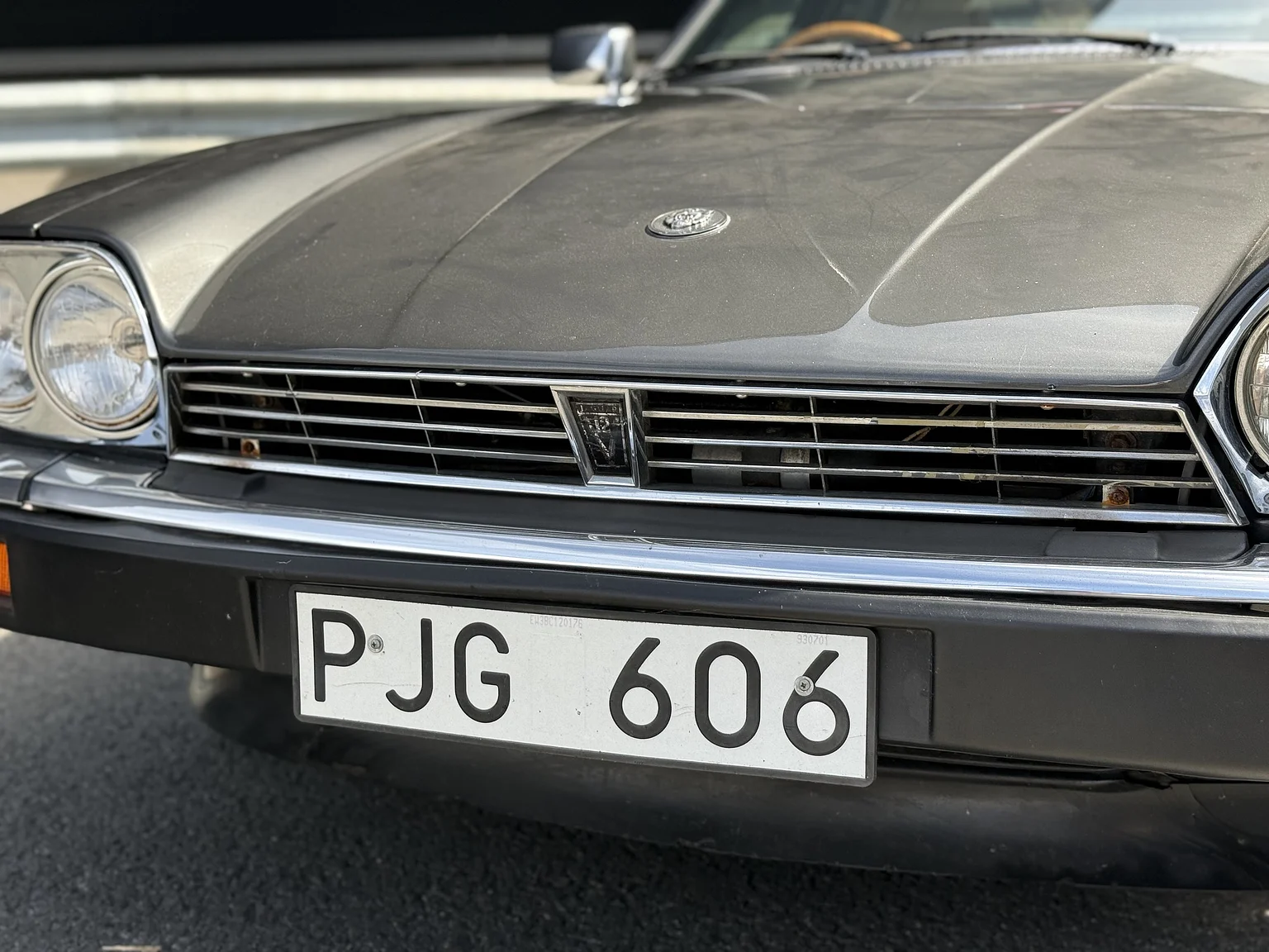 Exteriörbild på 1985 Jaguar XJS HE (9)