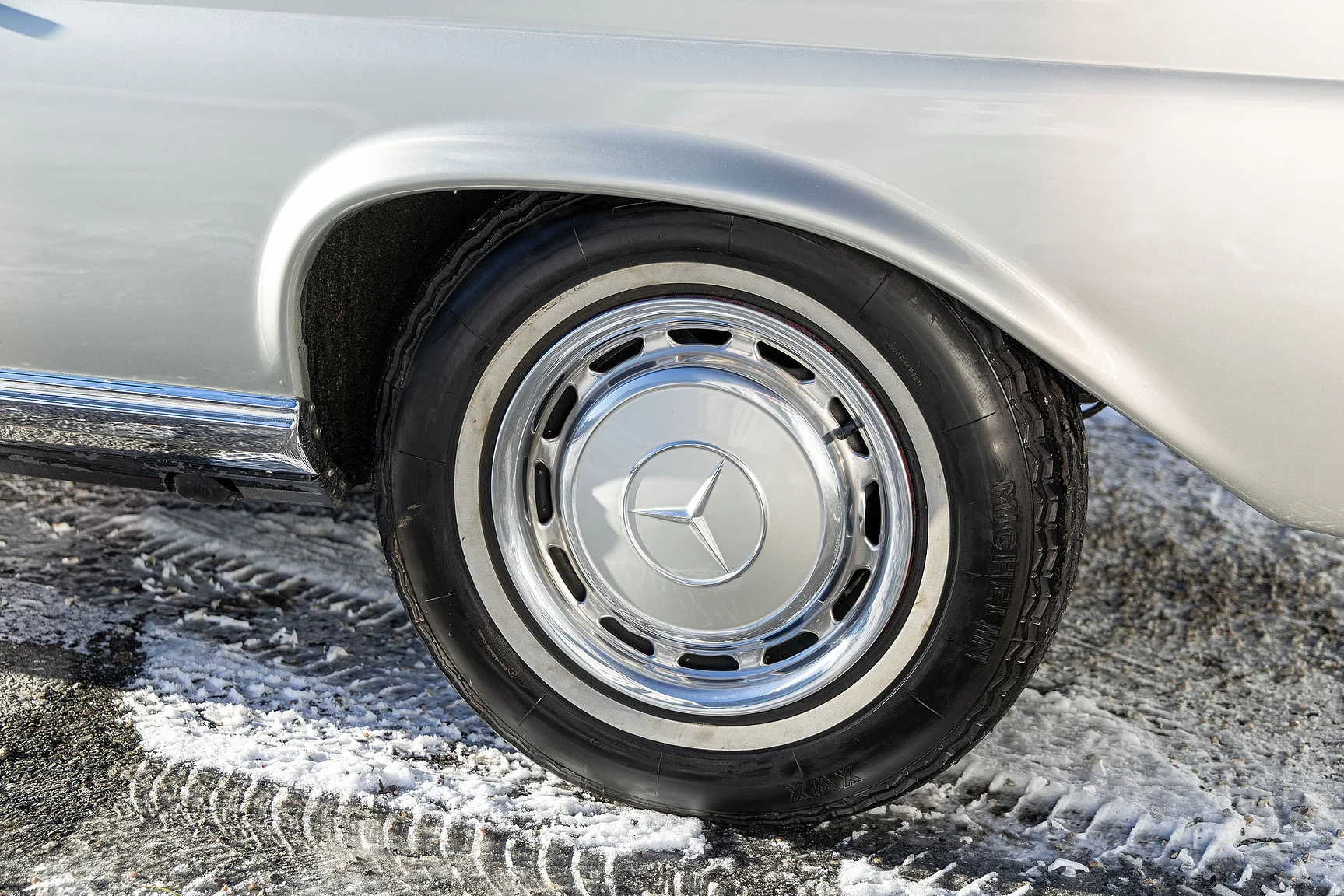 Aussenfoto 1970 Mercedes-Benz  280 SE 3.5 Coupé (13)