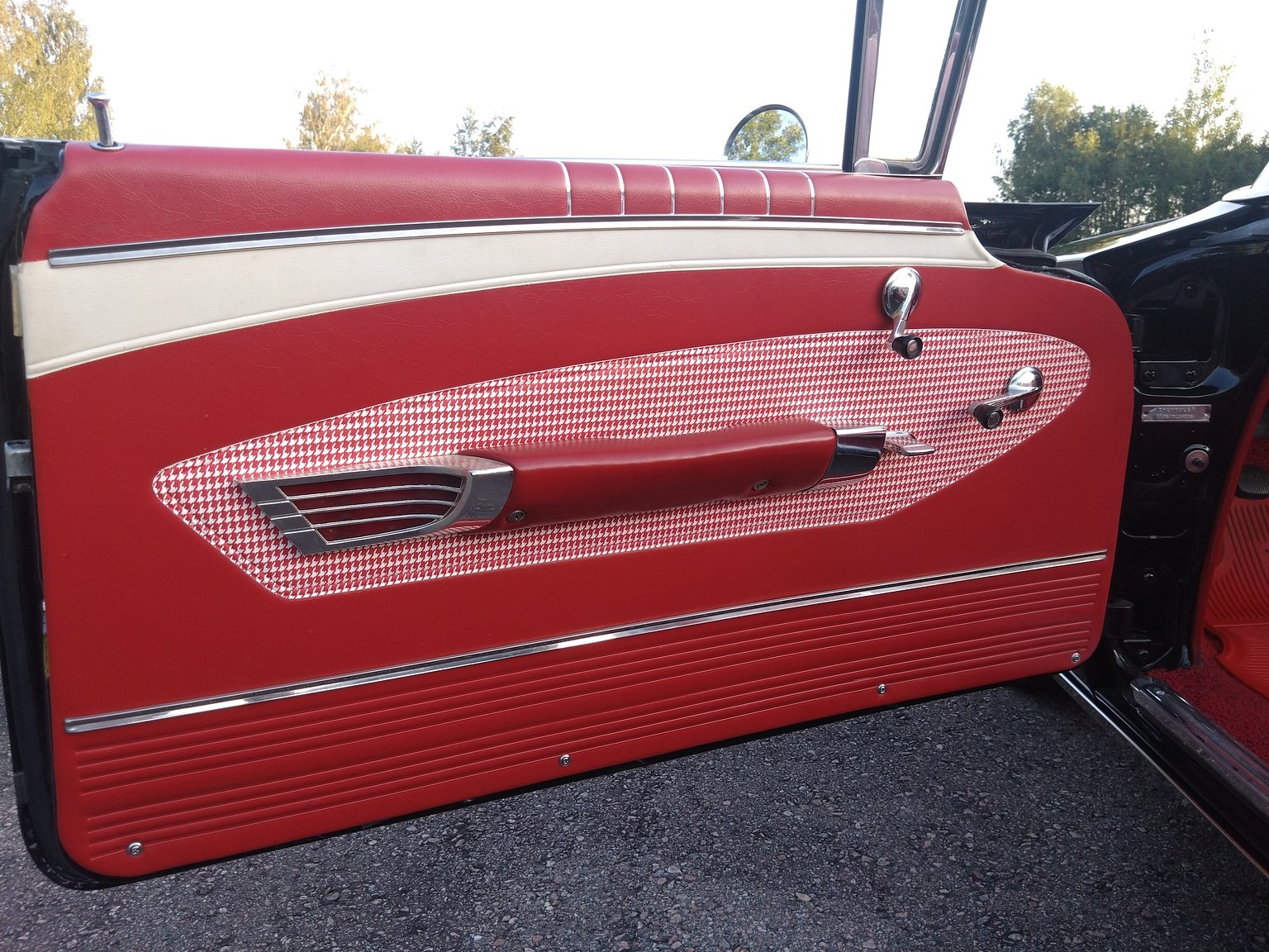 Interior image of 1960 Chevrolet Impala Cabriolet 5.7 V8 Powerglide