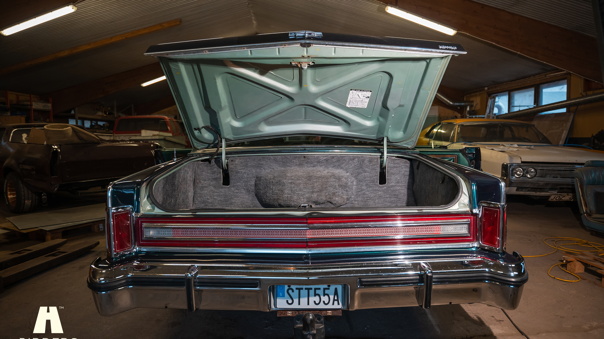 Innenraumfoto von 1977 Lincoln Continental