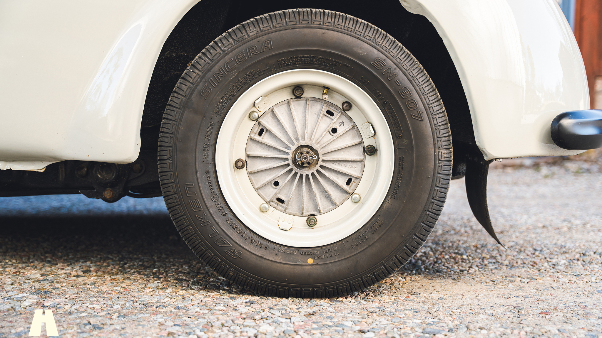 Exteriörbild på 1968 Subaru 360 Deluxe (33)