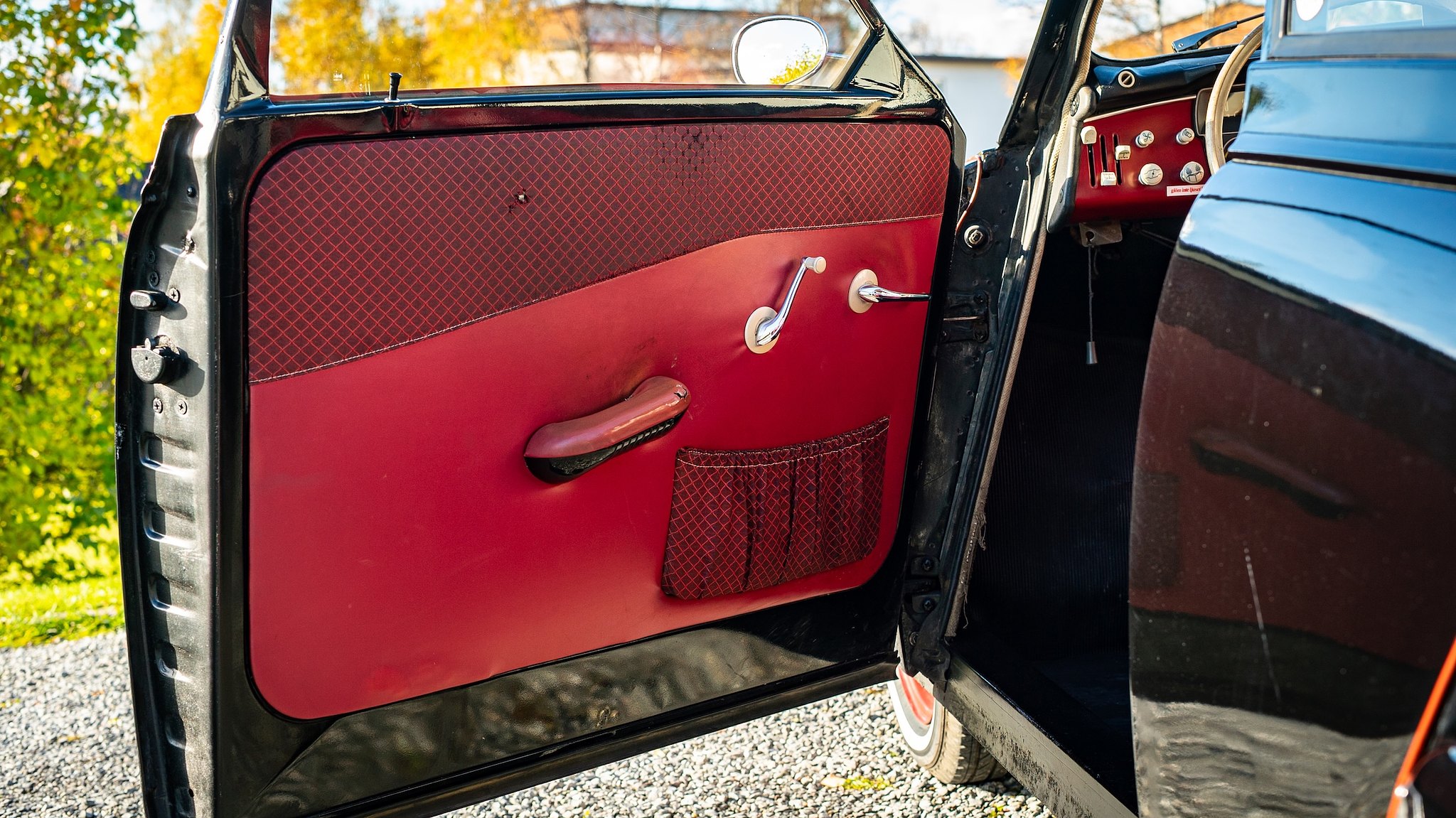 Interior image of 1960 Saab 96 (2)