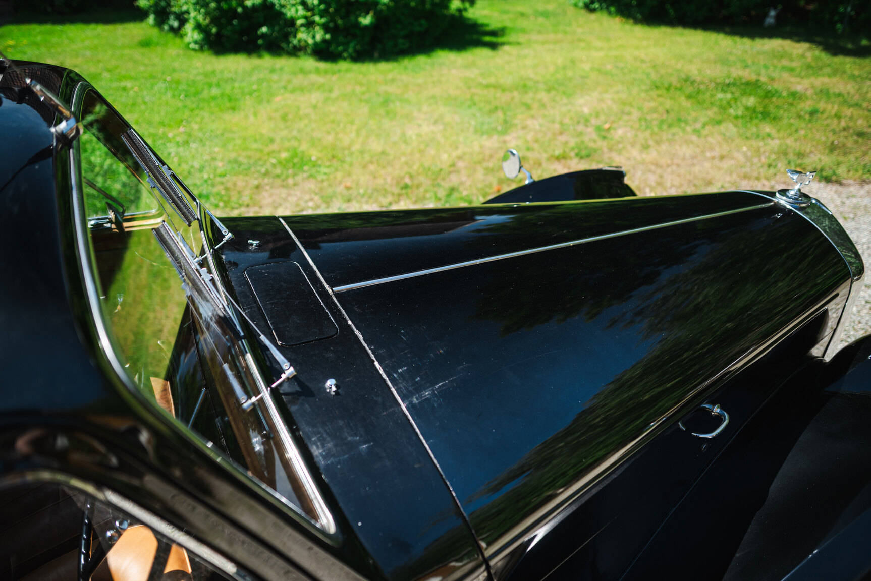 Exterior image of 1950 Bentley 4 1/4 Litre