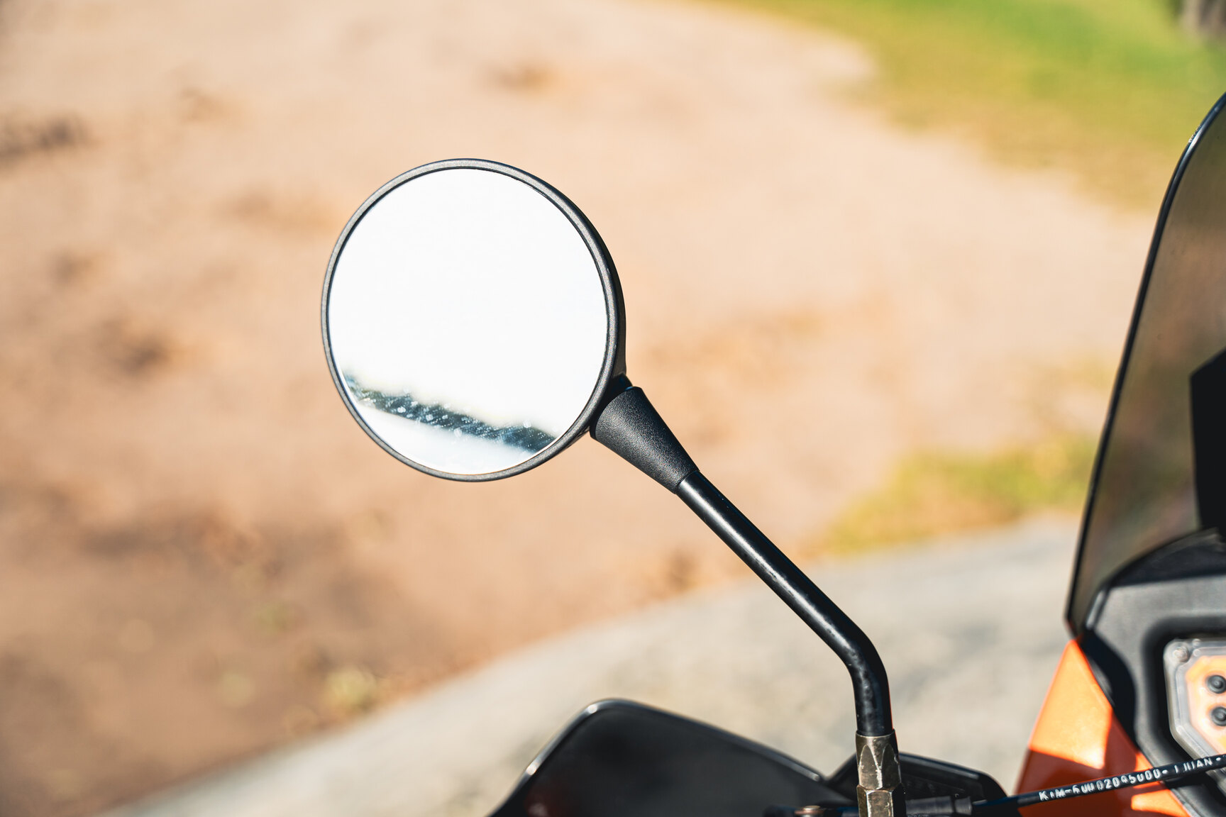 Exteriörbild på 2003 KTM 950 Adventure S (37)