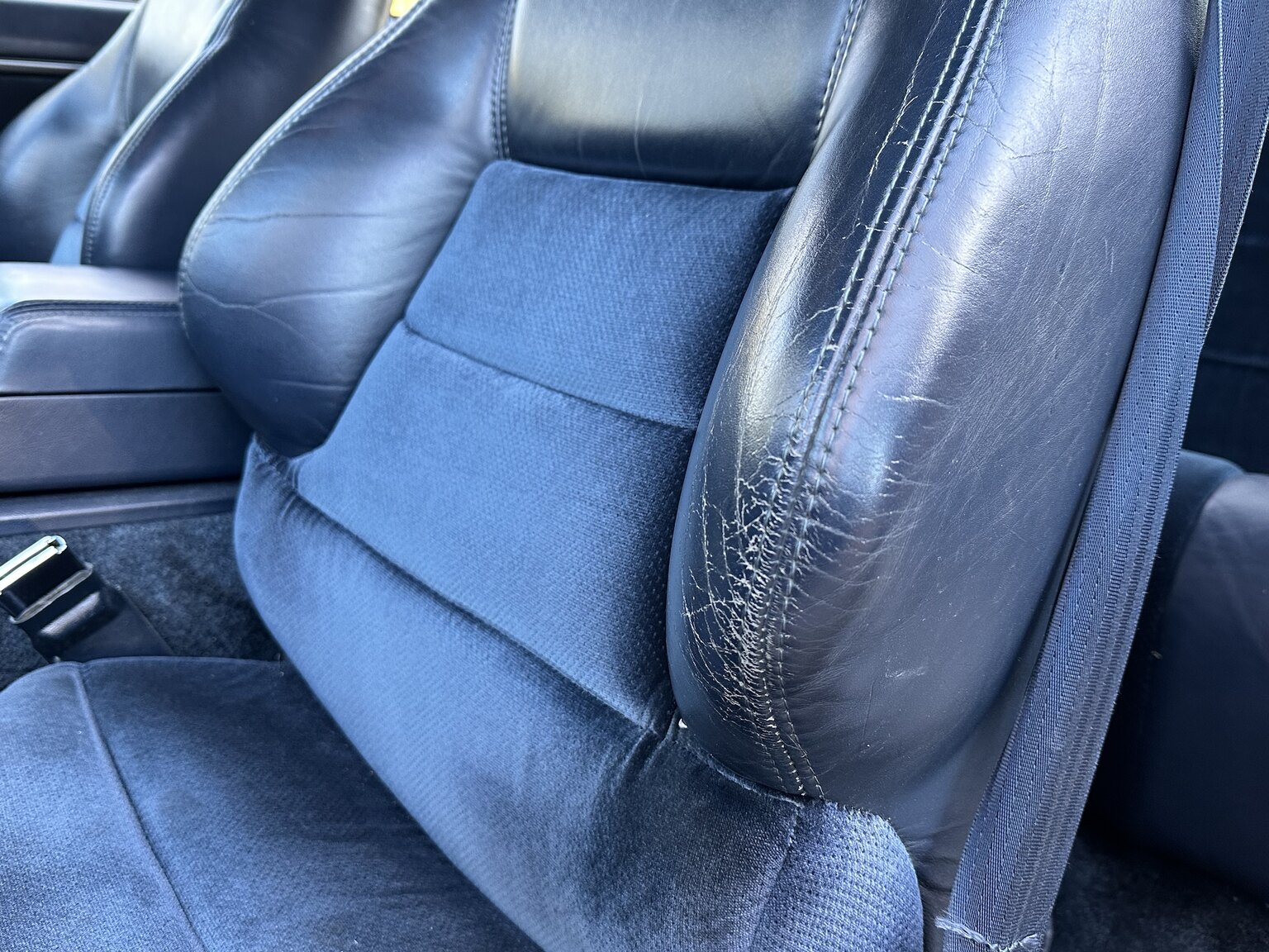 Innenraumfoto von 1987 Lincoln Mark VII LSC