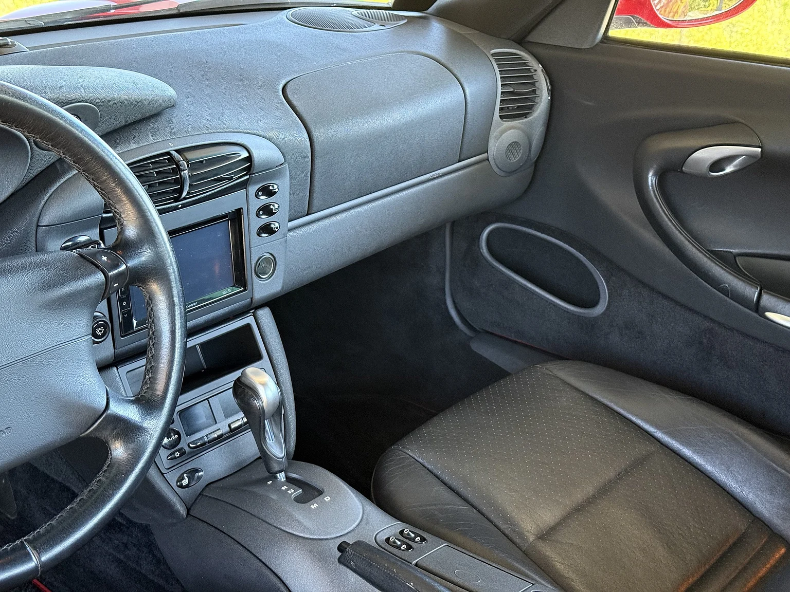 Innenraumfoto von 1998 Porsche 996 Carrera (4)