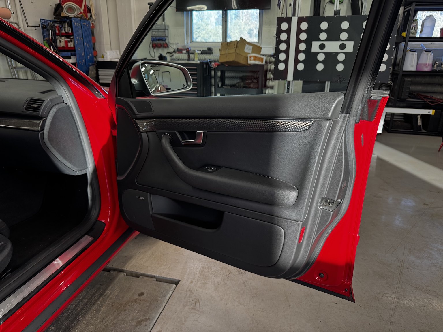 Interior image of 2007 Audi  S4 quattro 4.2 V8 manuell