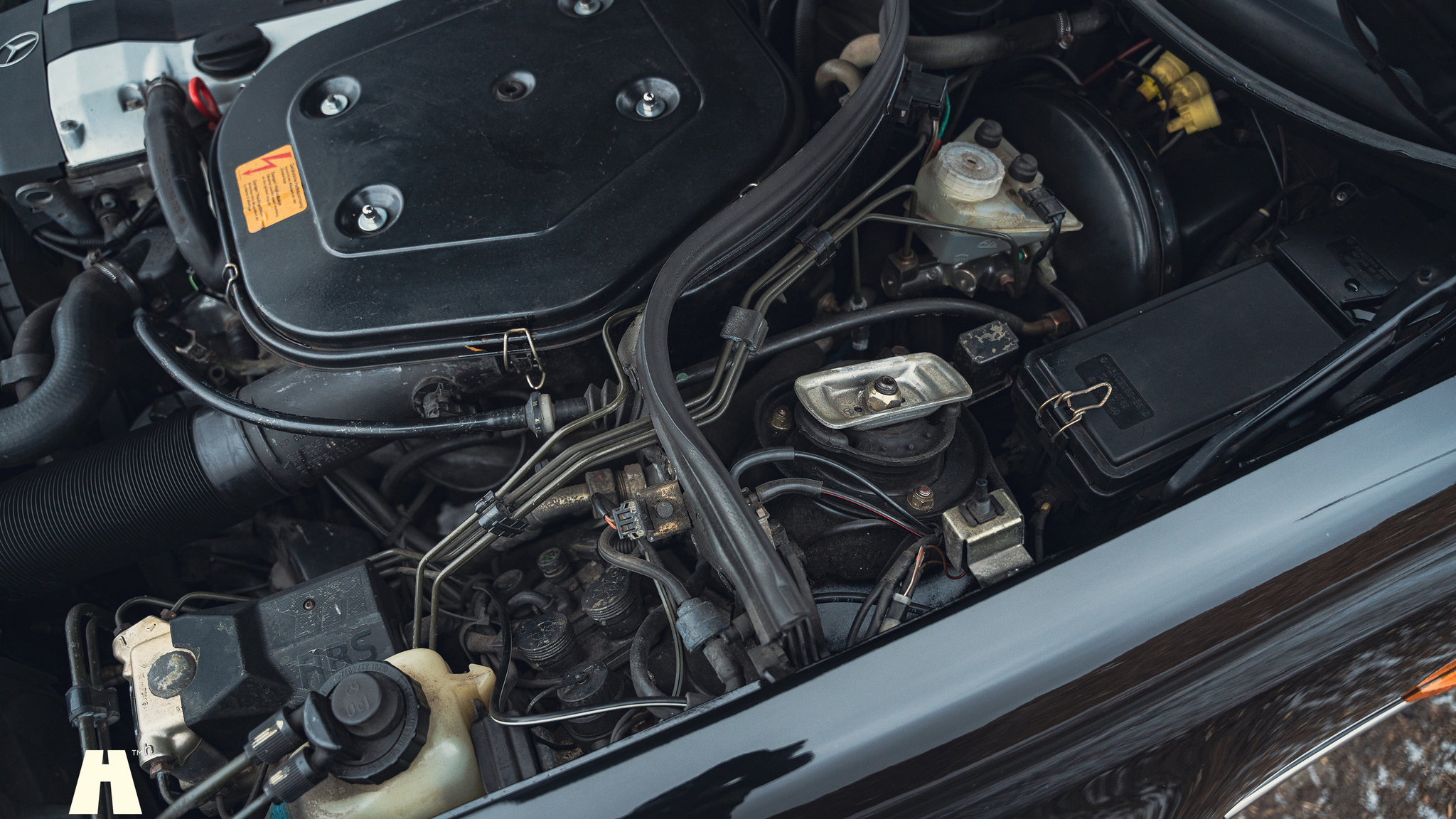 Image of 1990 Mercedes 300 CE-24 mechanics