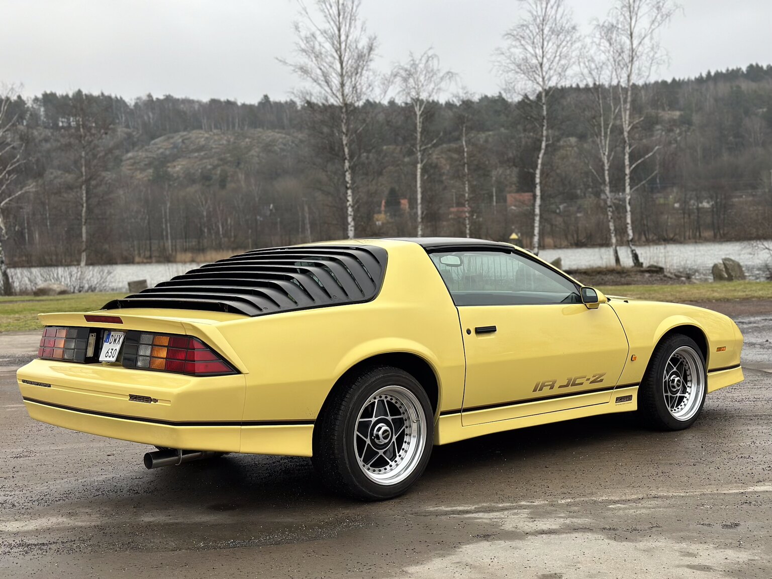 Exterior image of 1987 Chevrolet Camaro Z28
