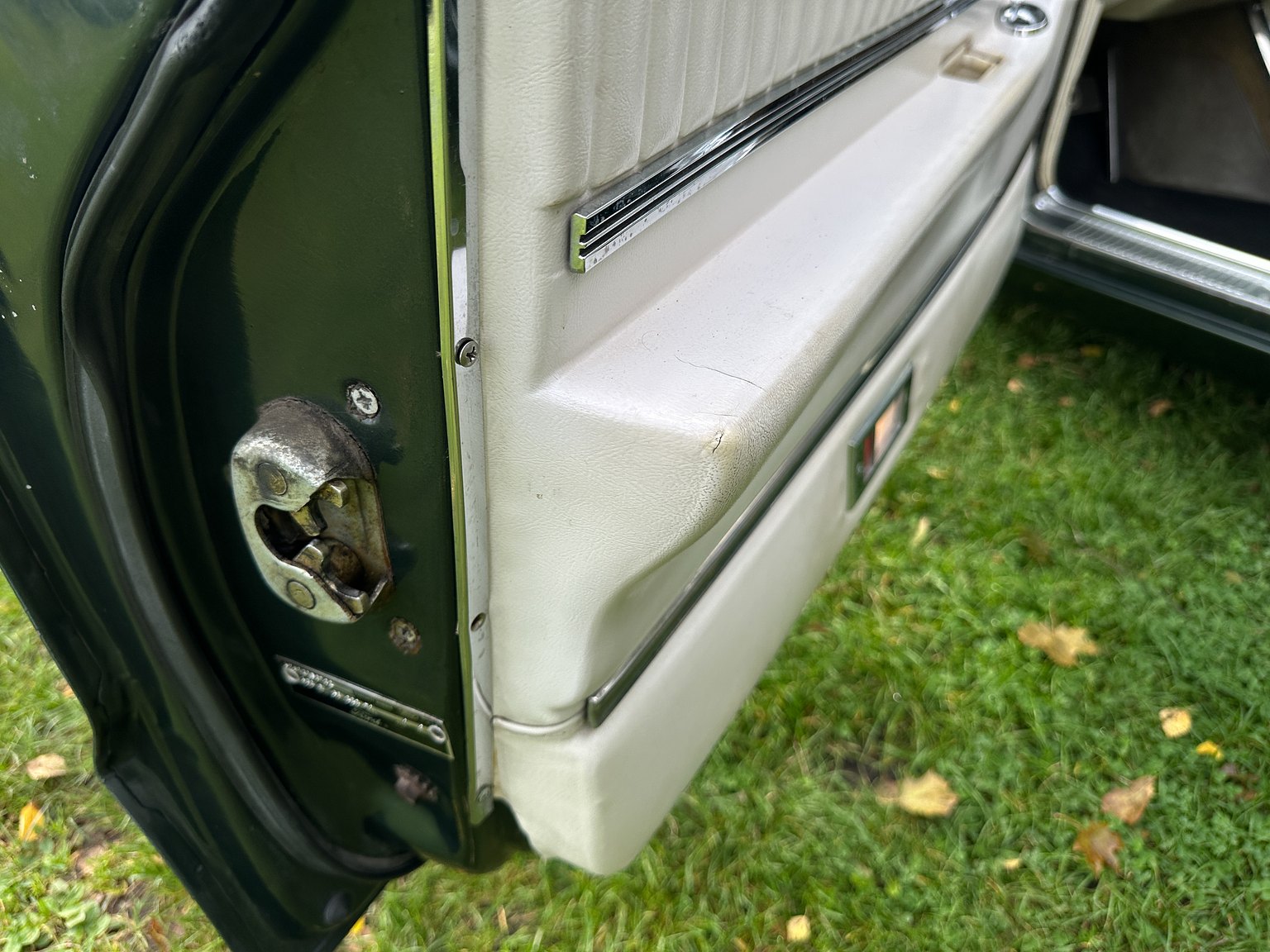 Innenraumfoto von 1966 Ford Thunderbird Town Hardtop