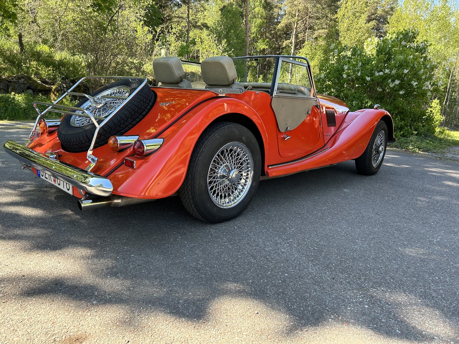 Exterior image of 1983 Morgan 4/4