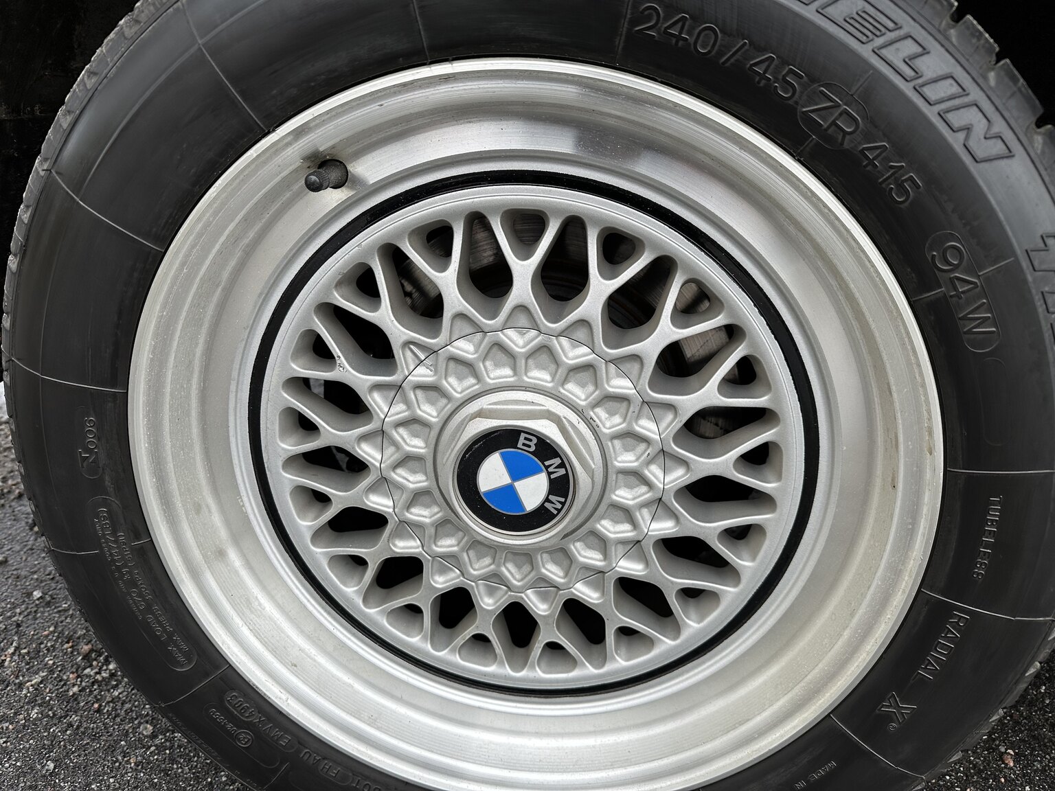 Exteriörbild på 1986 BMW 635CSi