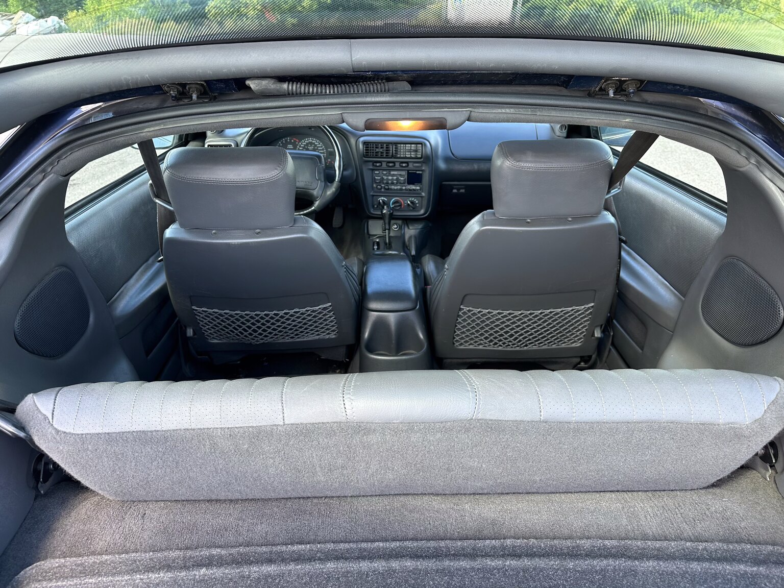 Innenraumfoto von 1999 Chevrolet Camaro Z28