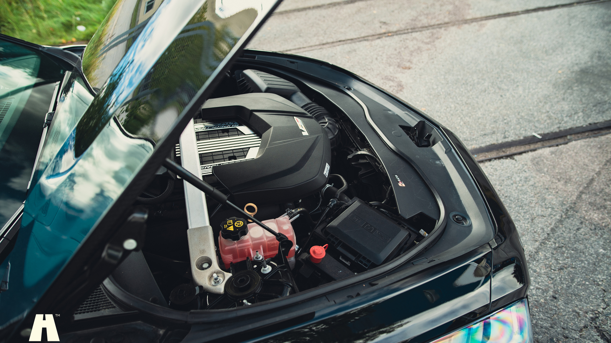 Image of 2018 Cadillac CTS-V Carbon Package mechanics