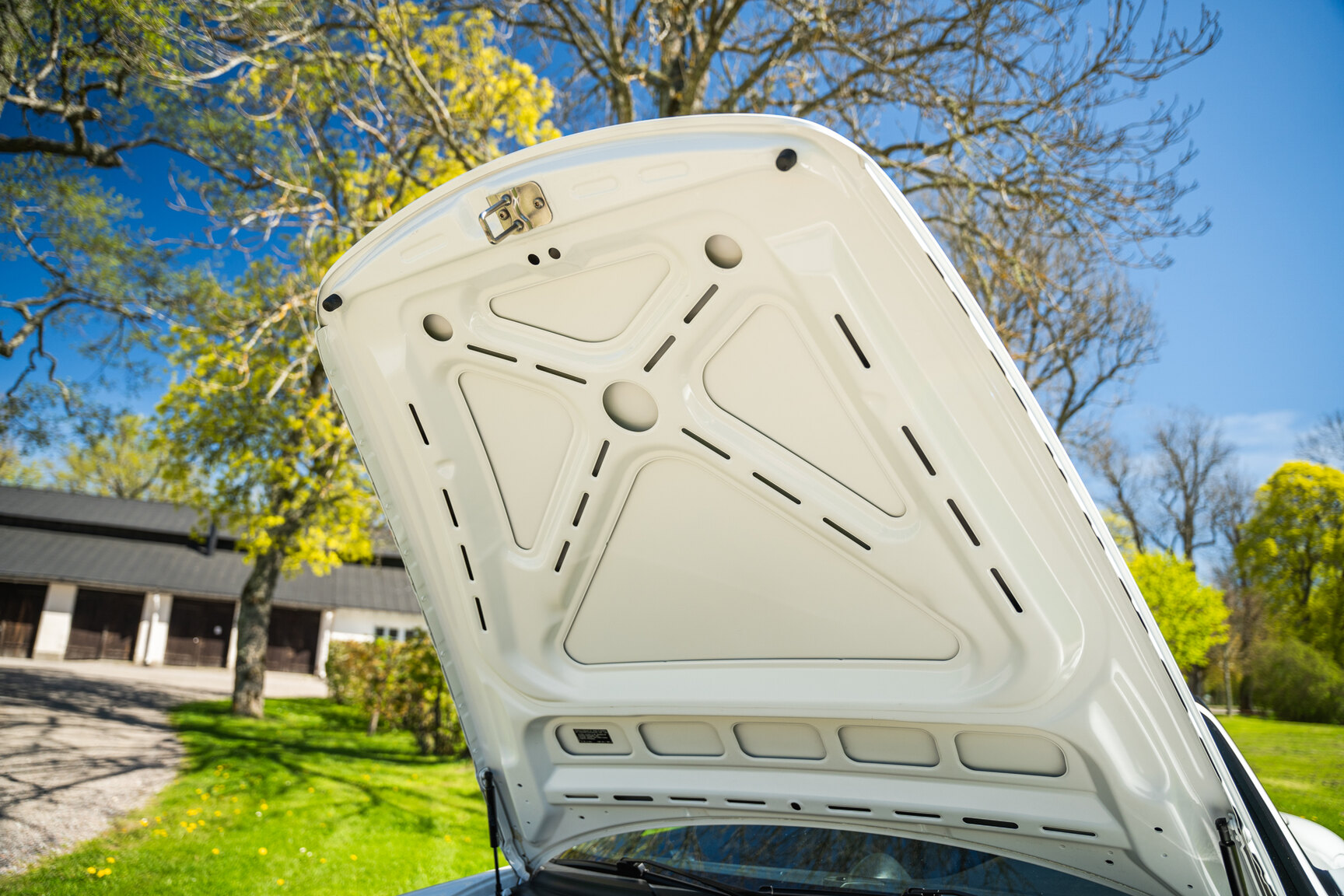 Interior image of 2008 Porsche 911 Turbo Cabriolet (79)