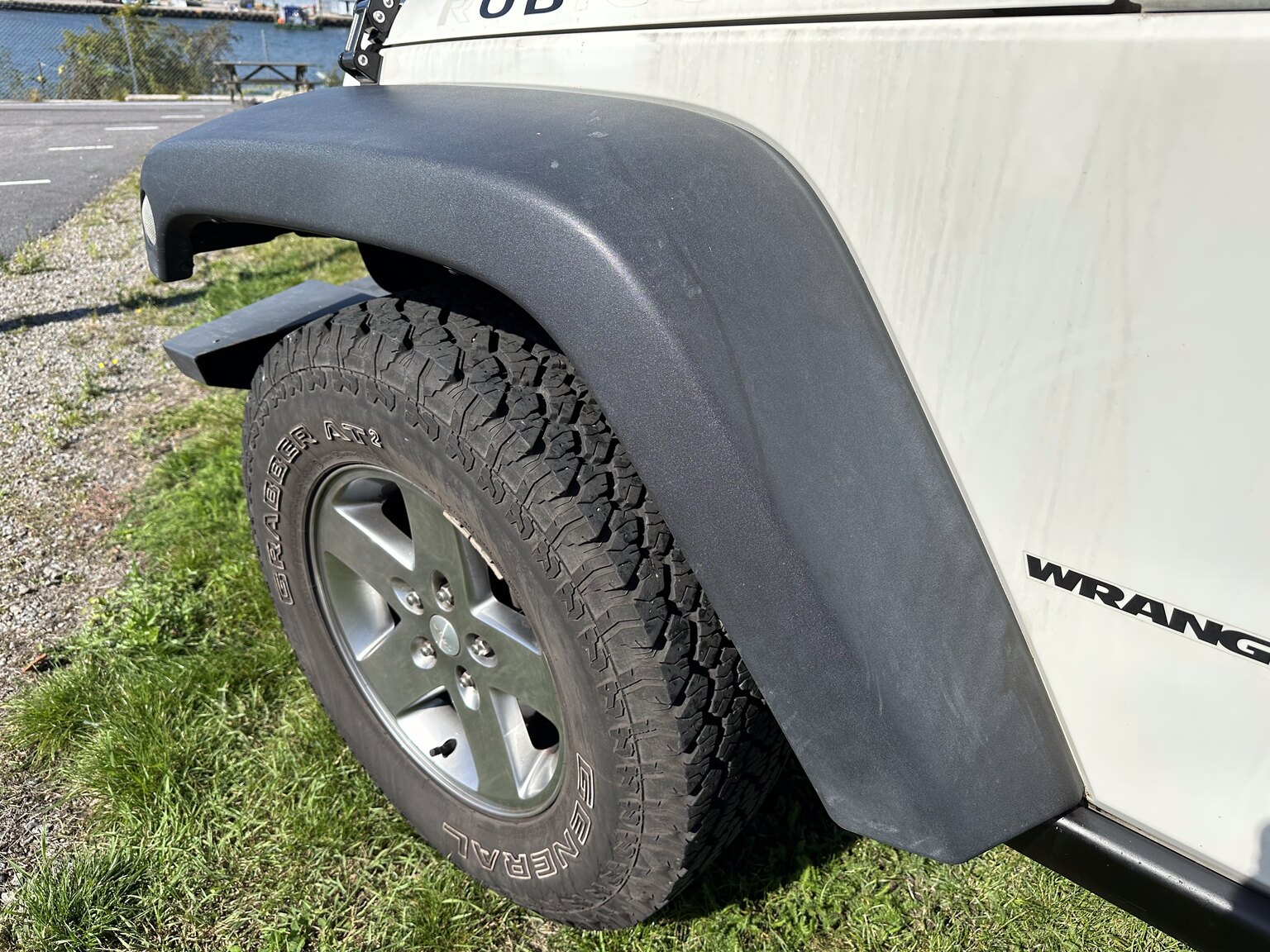 Exteriörbild på 2010 Jeep Wrangler Rubicon