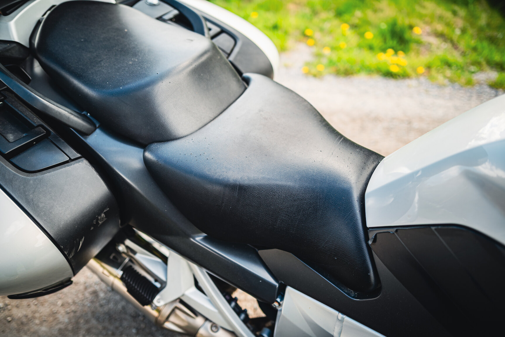 Exterior image of 2006 BMW K 1200 GT 