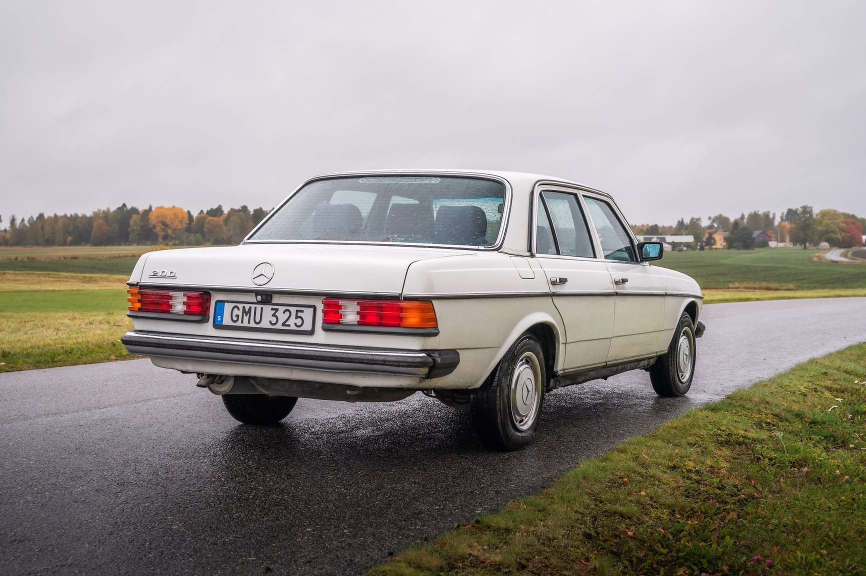 Aussenfoto 1985 Mercedes-Benz 200 Automatic