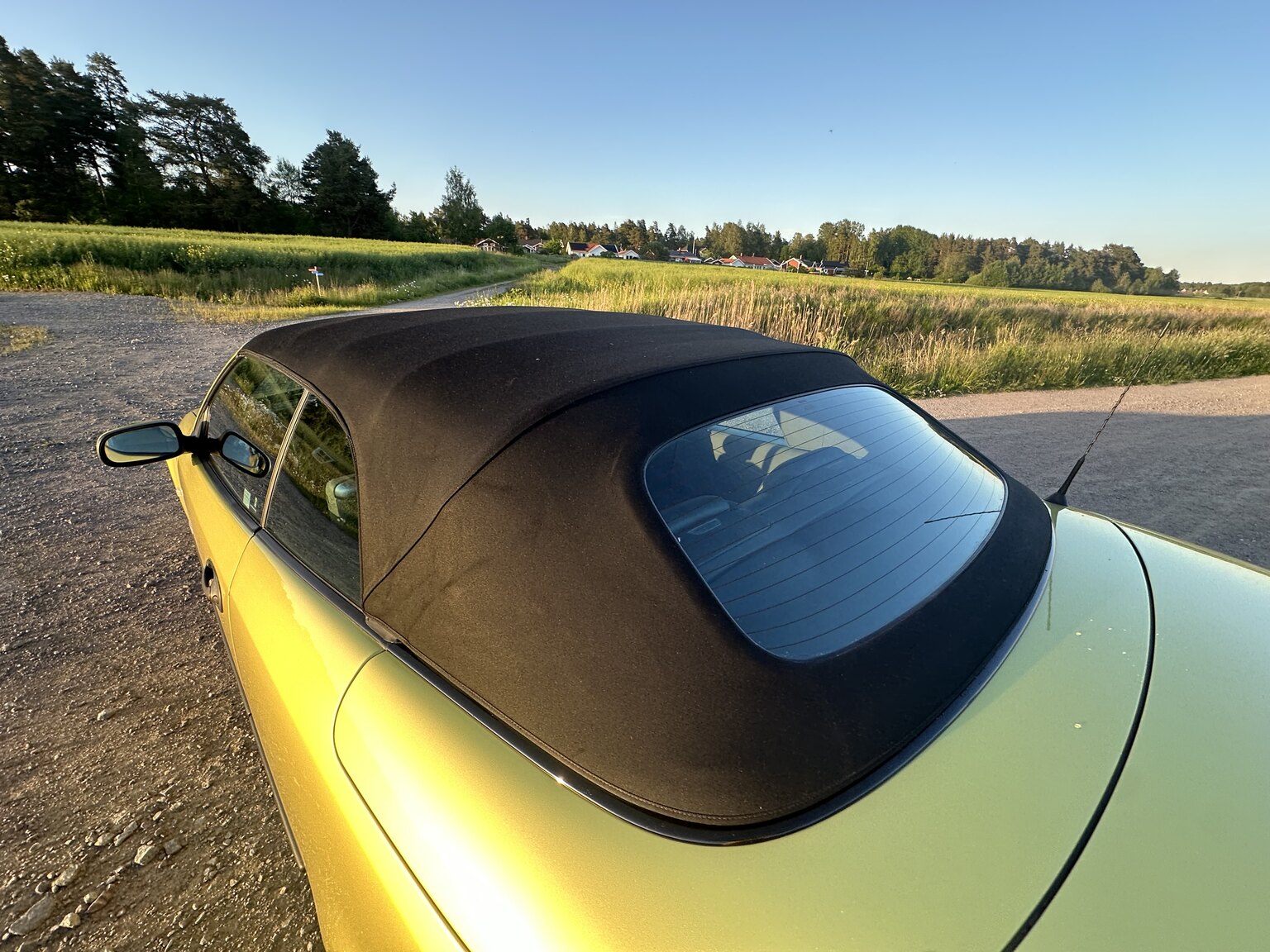 Exteriörbild på 2004 SAAB 9.3 Aero Convertible 2.0T