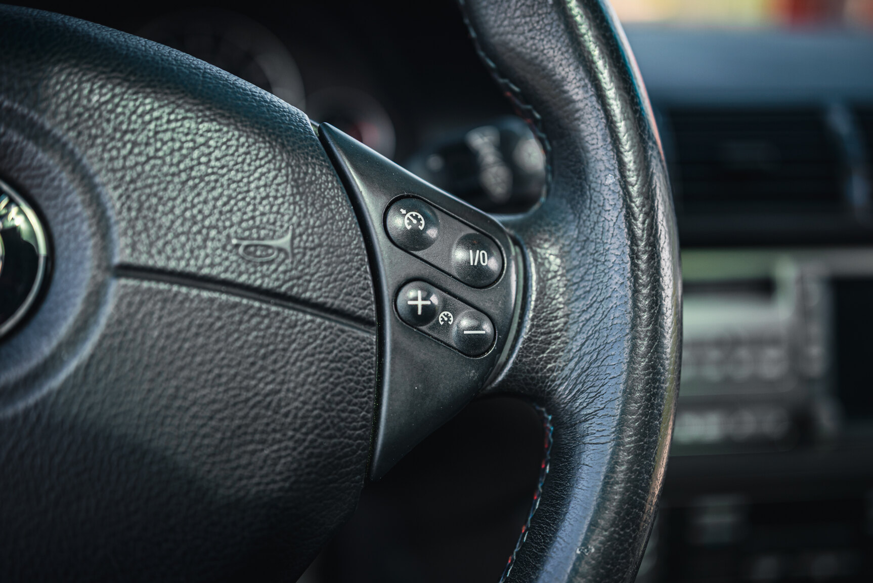 Interior image of 2000 BMW M5 E39