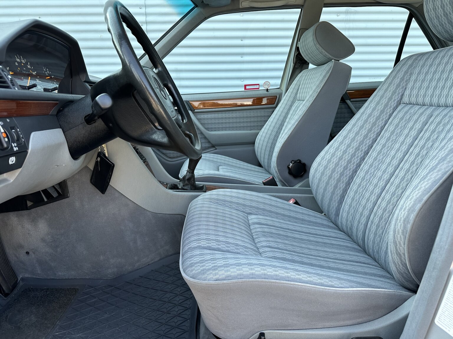 Interior image of 1992 Mercedes-Benz 250D