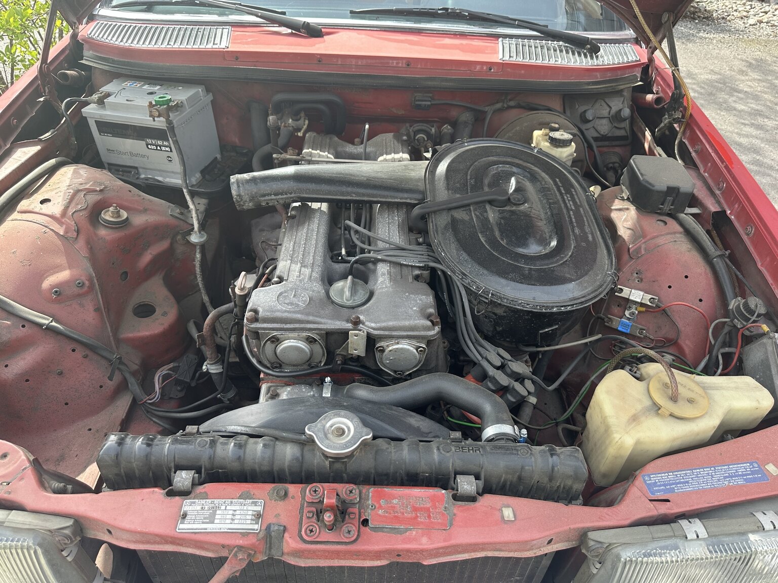 1977 Mercedes-Benz 280 CE, Mekanik
