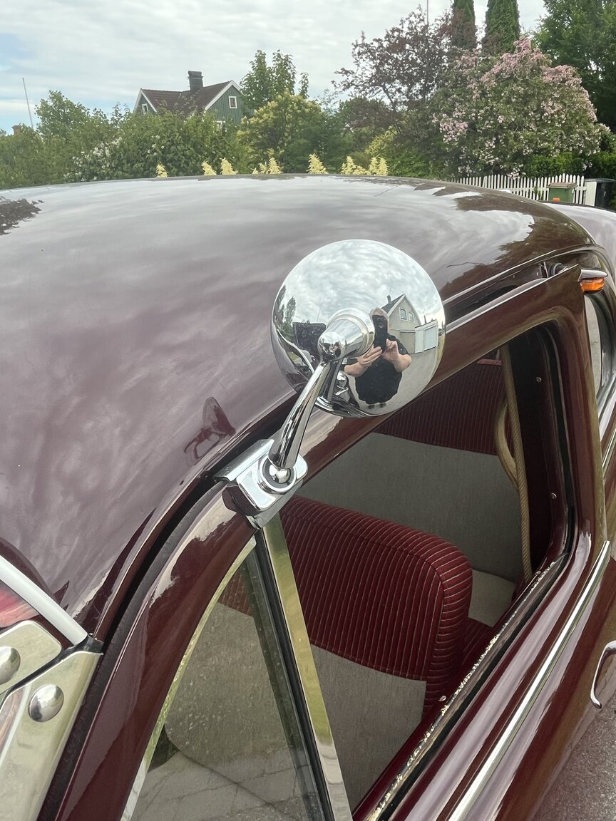 Exterior image of 1953 Volvo PV 444 ES