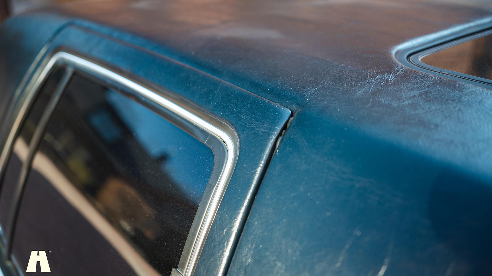 Exteriörbild på 1992 Lincoln Town Car Limousine 
