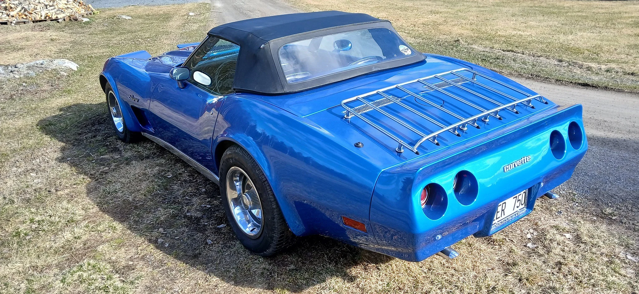 Exteriörbild på 1974 Chevrolet Corvette Stingray Convertible C3 (12)