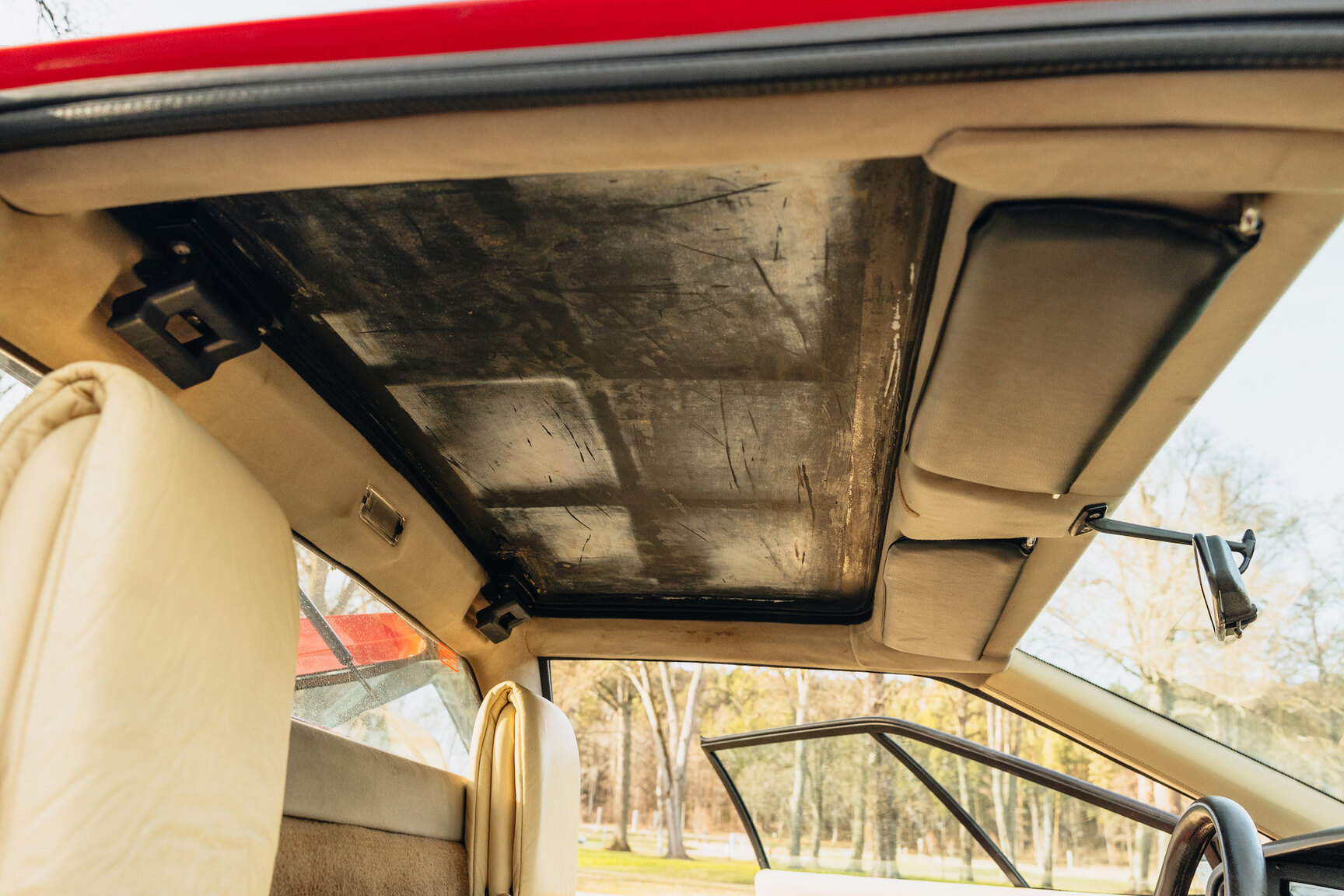 Interior image of 1989 Lotus Esprit Turbo 