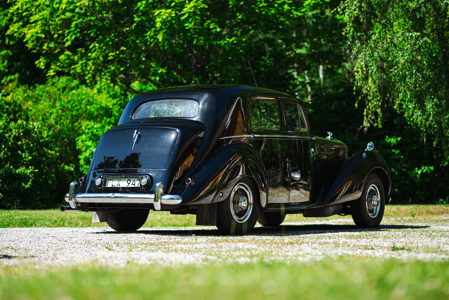 Exterior image of 1950 Bentley 4 1/4 Litre