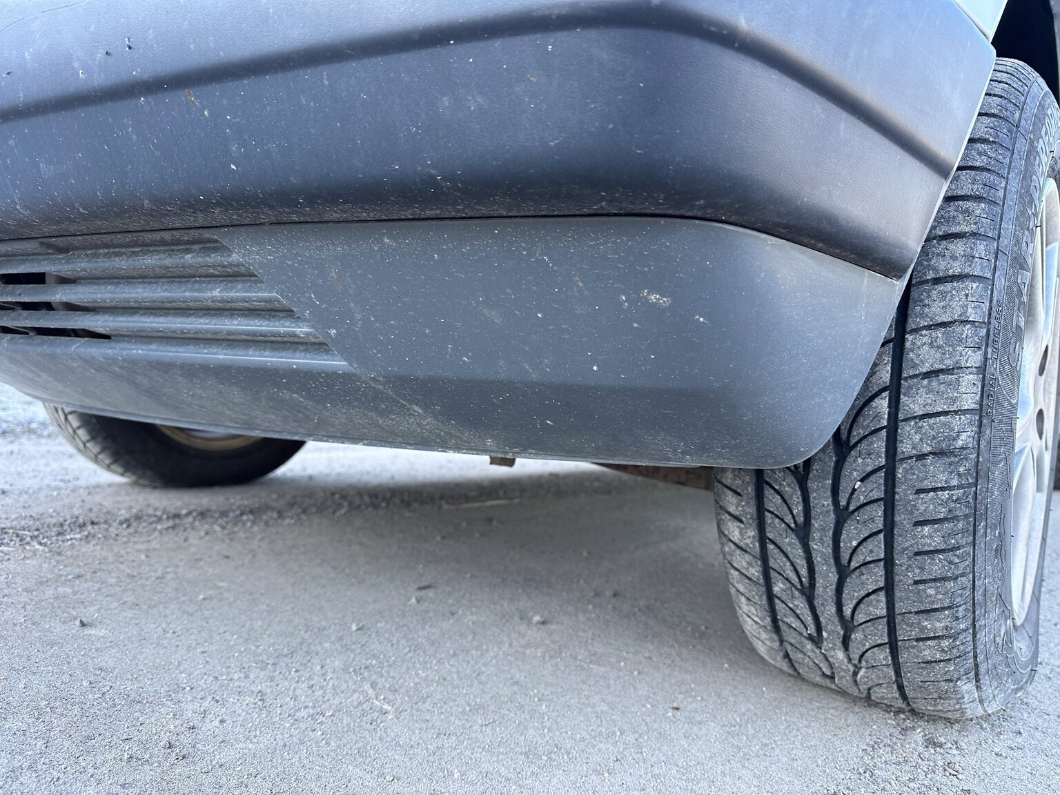 Exteriörbild på 1988 Mercedes-Benz 190 E 2.3 (41)