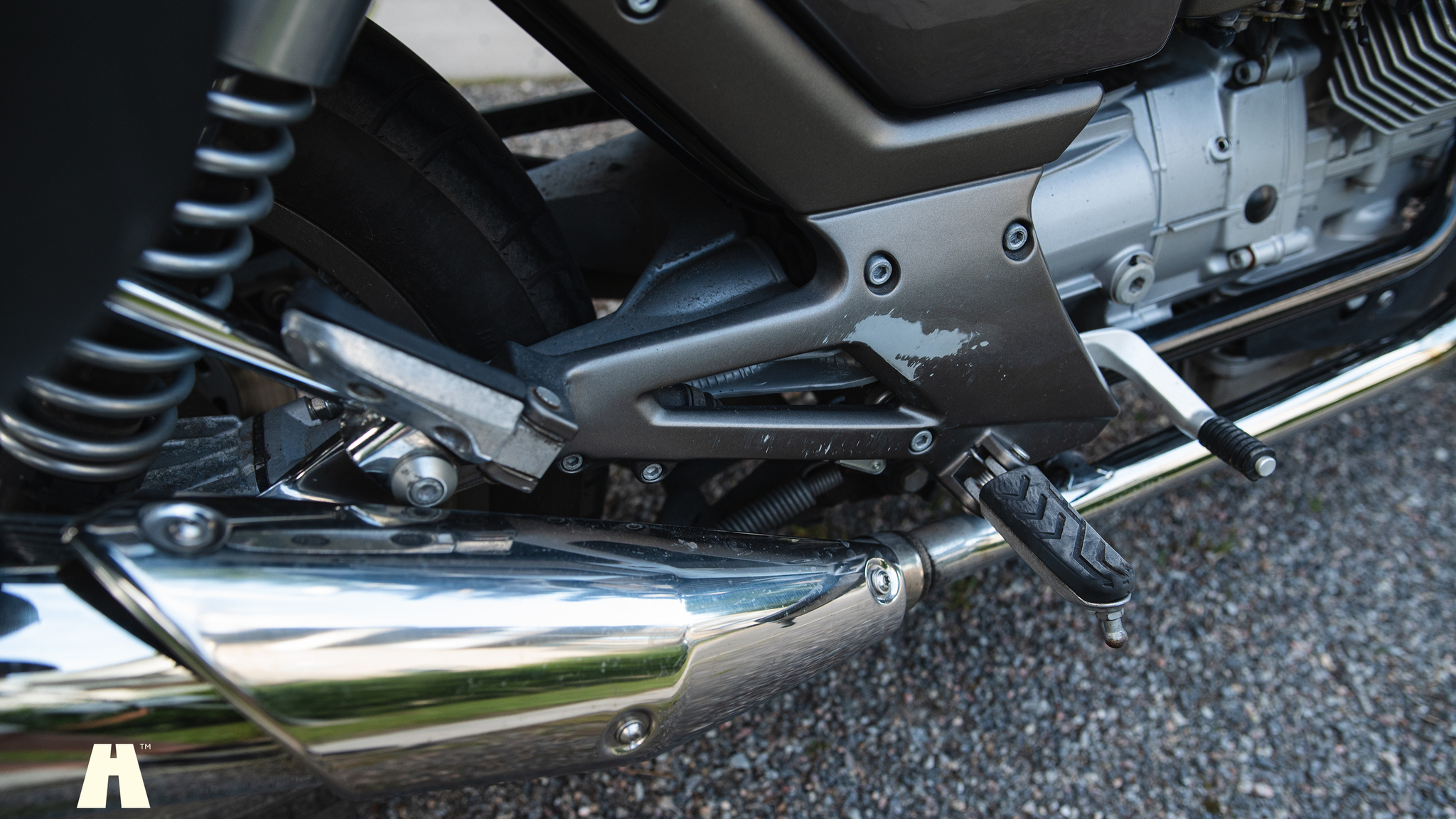 Aussenfoto 2005 Moto Guzzi Breva 750i