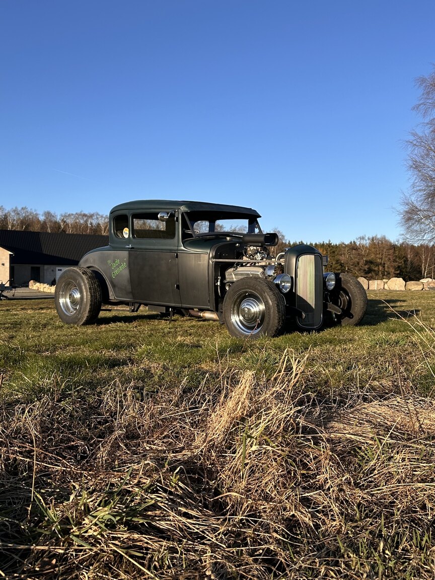 Exterior image of 1929 Ford A "HotRod"