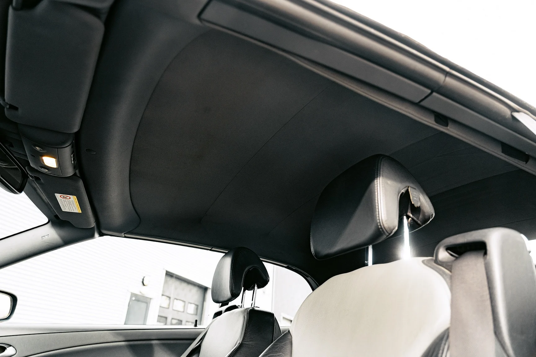 Innenraumfoto von 2004 SAAB 9-3 Aero 2.0T Cabriolet (36)