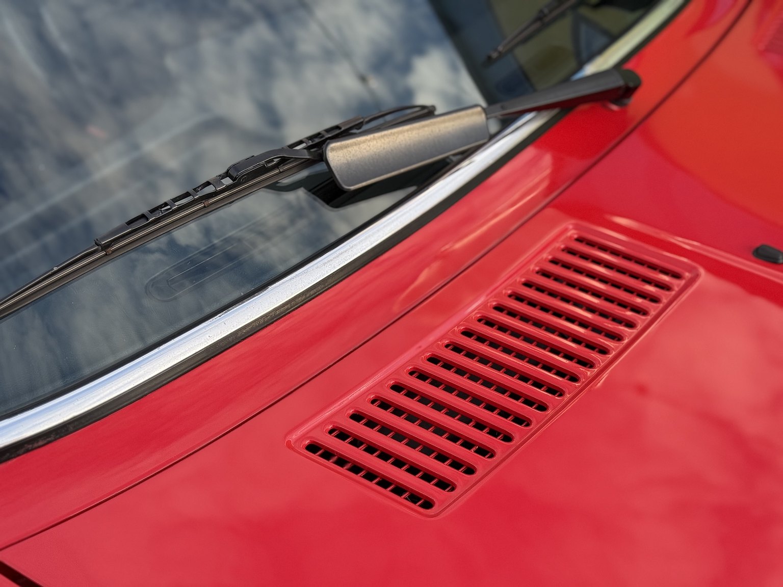 Exteriörbild på 1984 BMW 635CSi