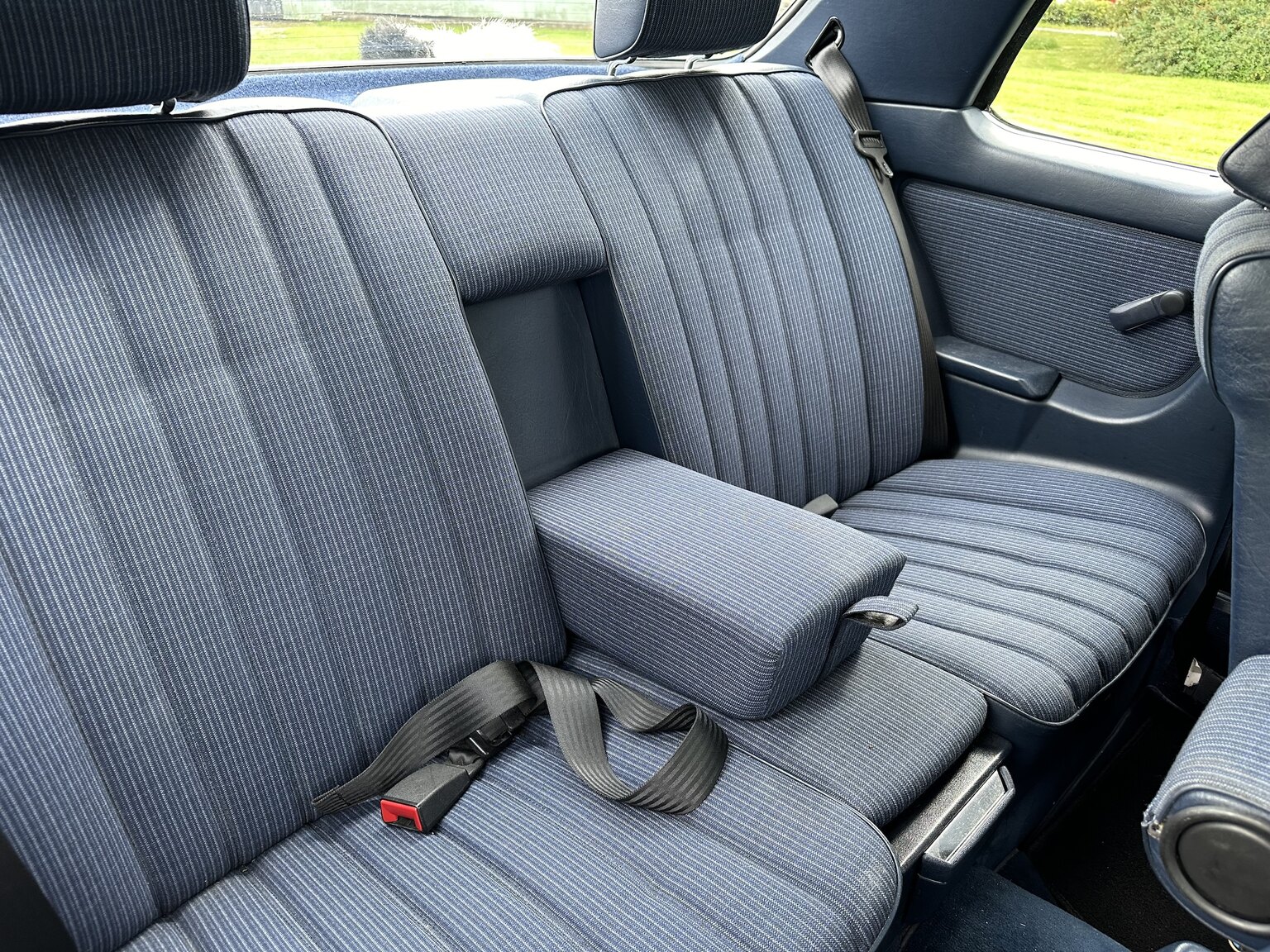 Interiörbild 1984 Mercedes-Benz 230 CE