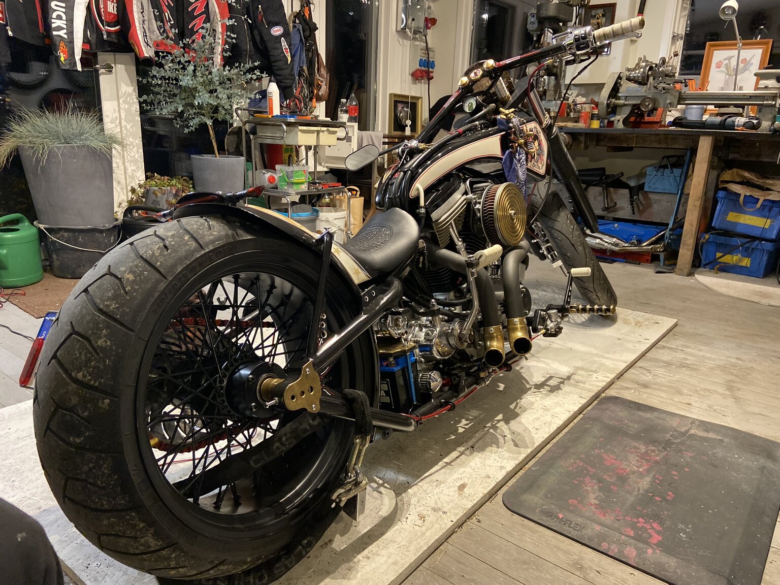 Exteriörbild på 2023 Harley-Davidson Soultrain Belle (31)