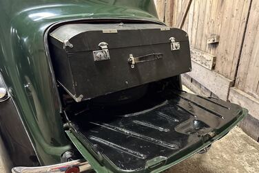 Exterior image of 1938 Austin 10 1.1 Cambridge