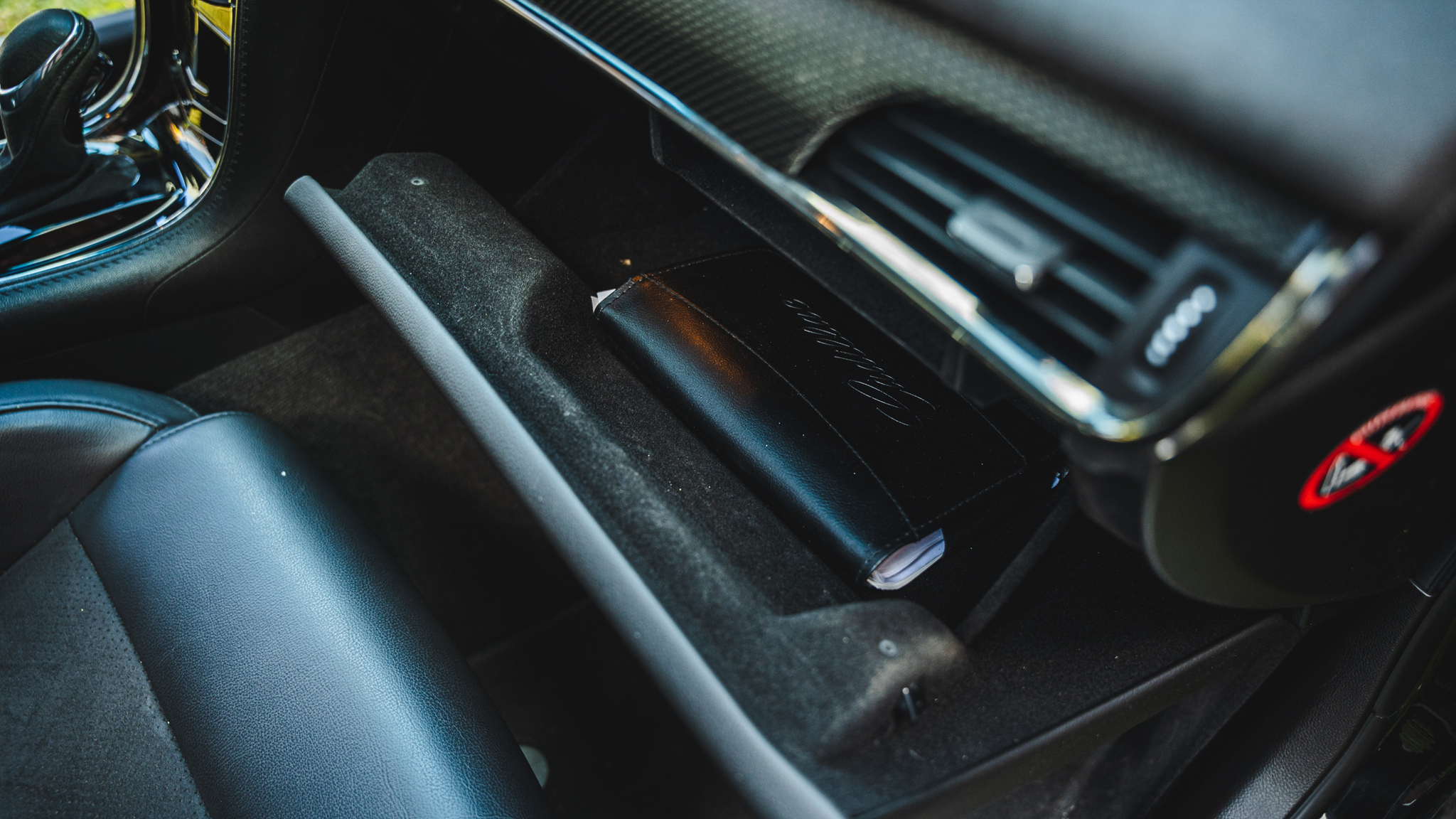 Innenraumfoto von 2016 Cadillac ATS-V (53)