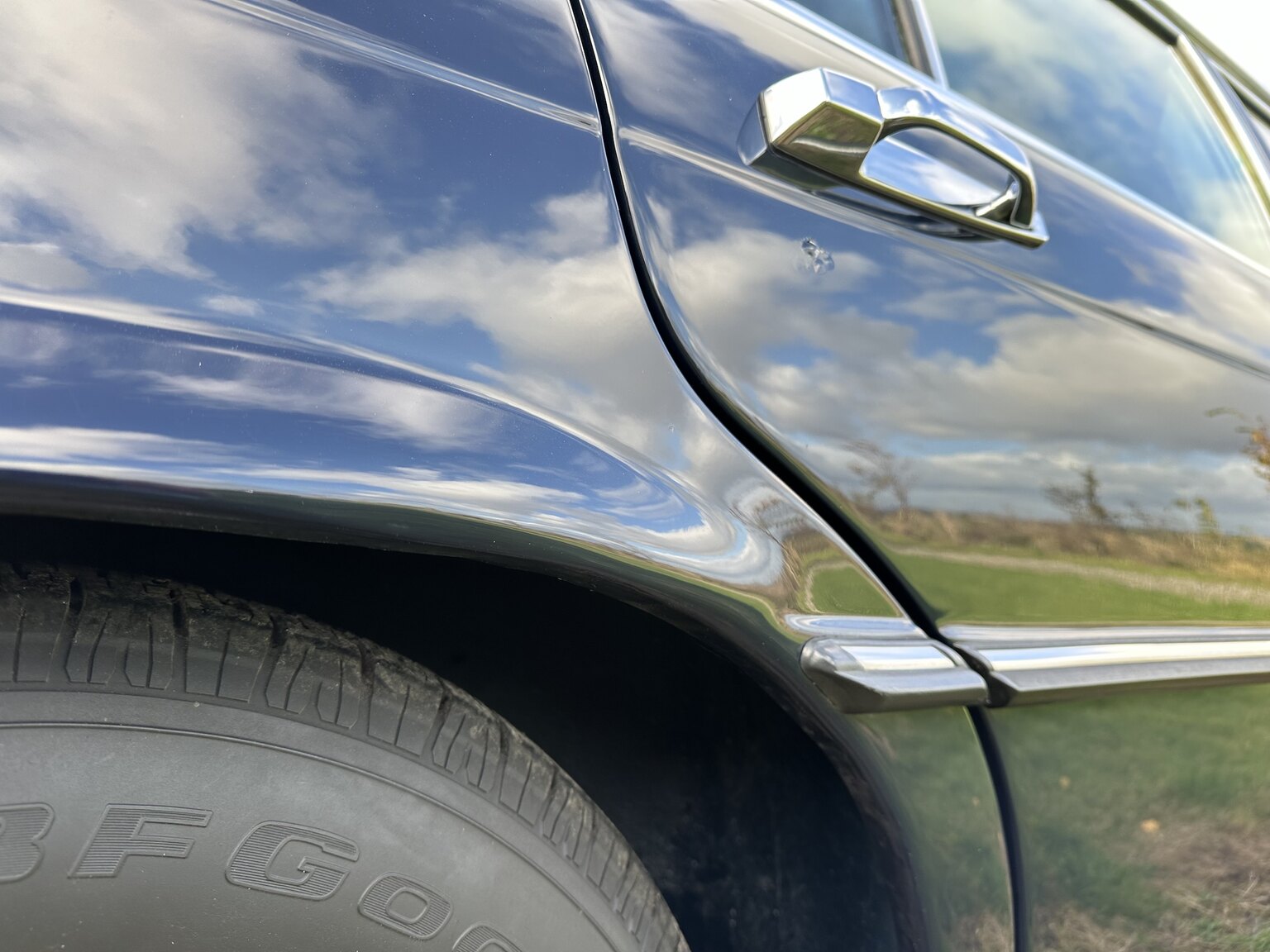 Exteriörbild på 1975 Mercedes-Benz 450 SEL 6.9 Bepansrad 