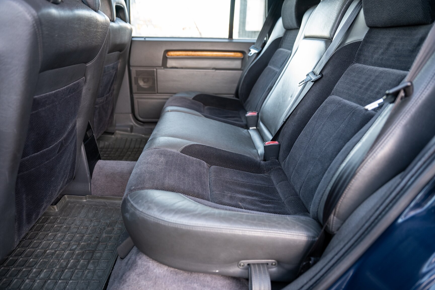 Interior image of 1998 Volvo 940 Turbo