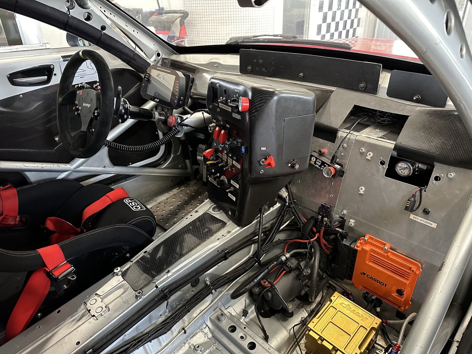 Interiörbild 2012 BMW M140 Race Car