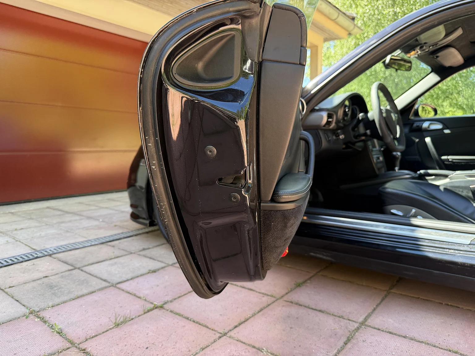 Interior image of 2008 Porsche 911 Carrera 4 (33)