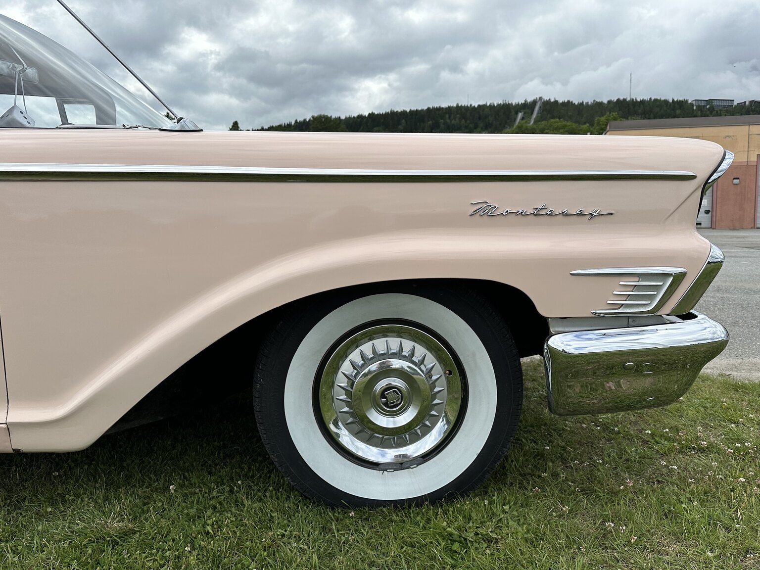 Exterior image of 1959 Mercury Monterey 4-door Hardtop Cruiser