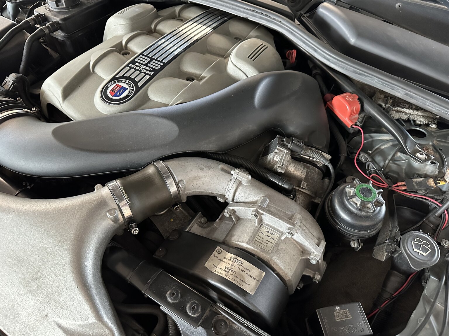 Image of 2006 ALPINA B5 Touring mechanics