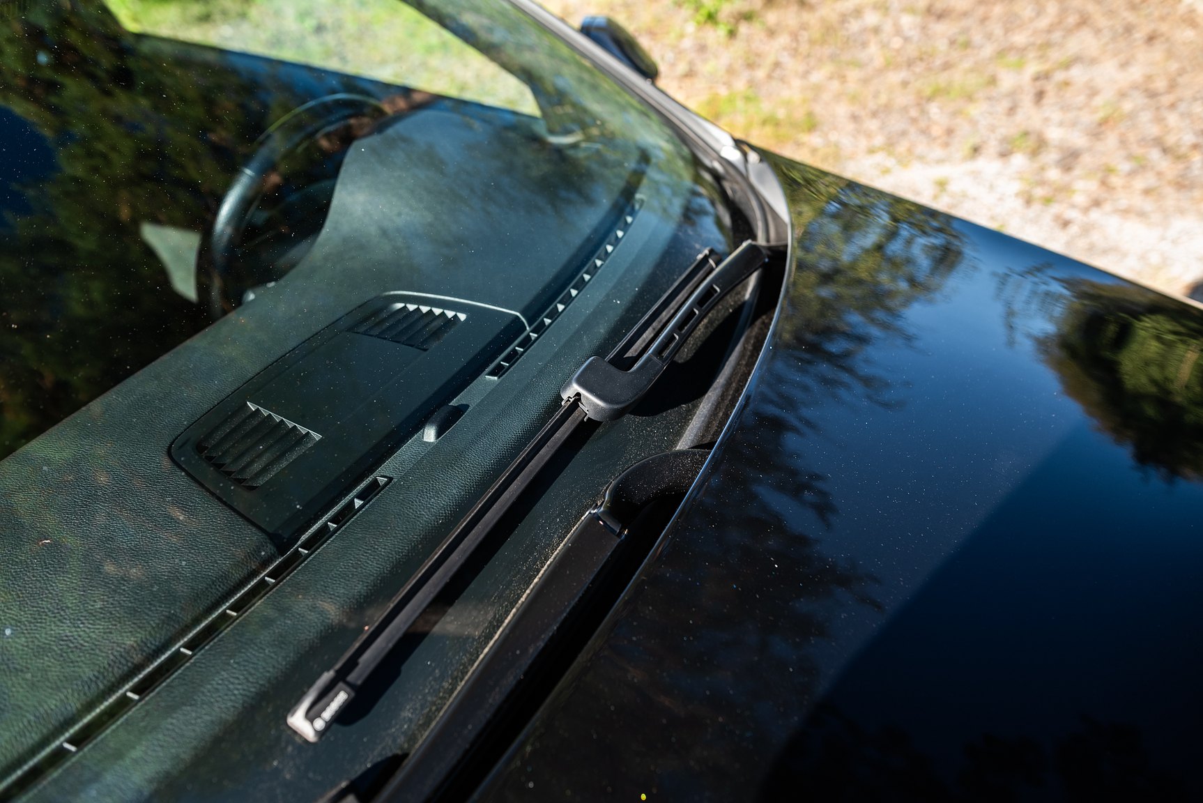 Exterior image of 2009 BMW 325Xi