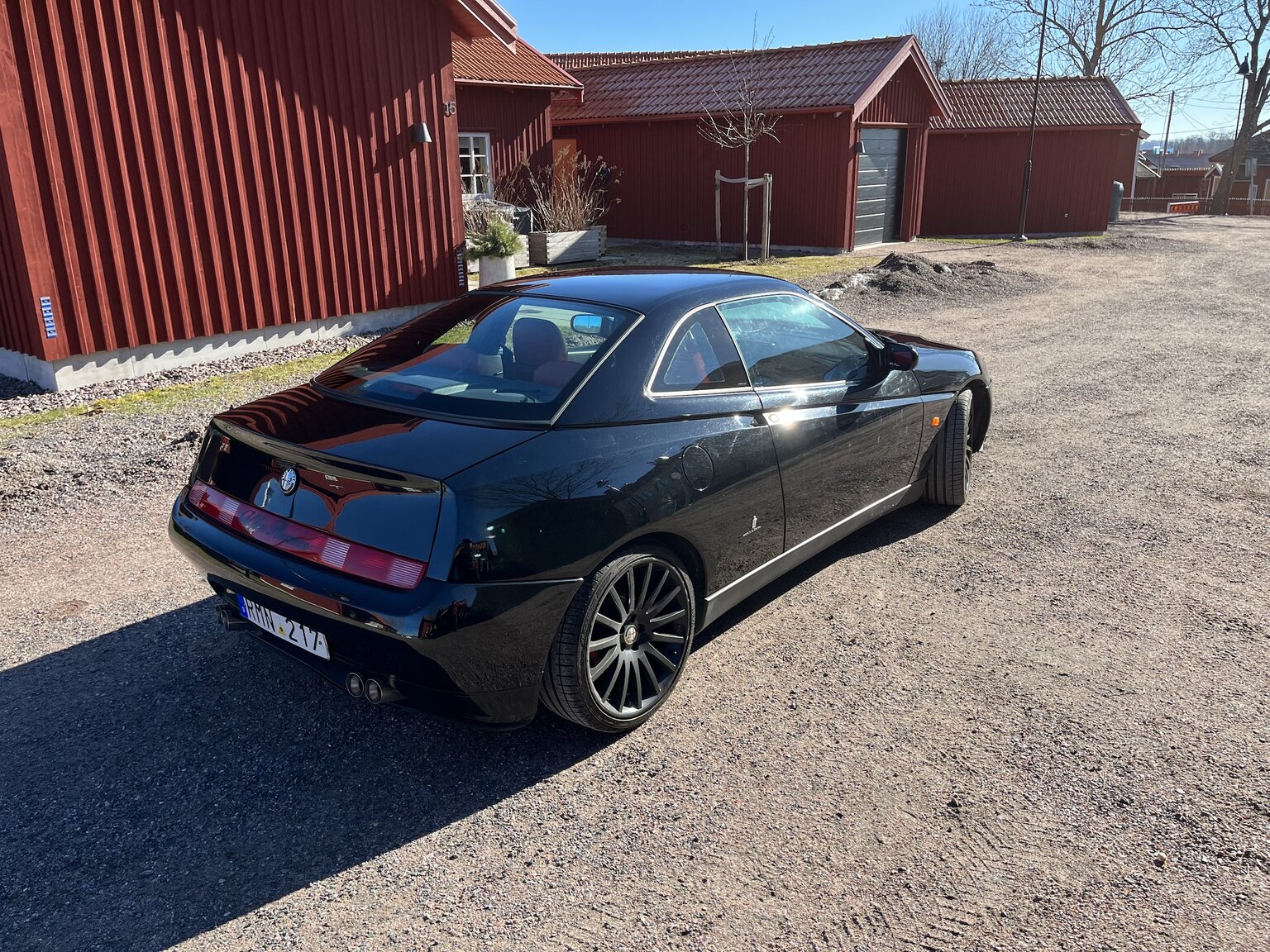 Exteriörbild på 1998 Alfa Romeo GTV (7)