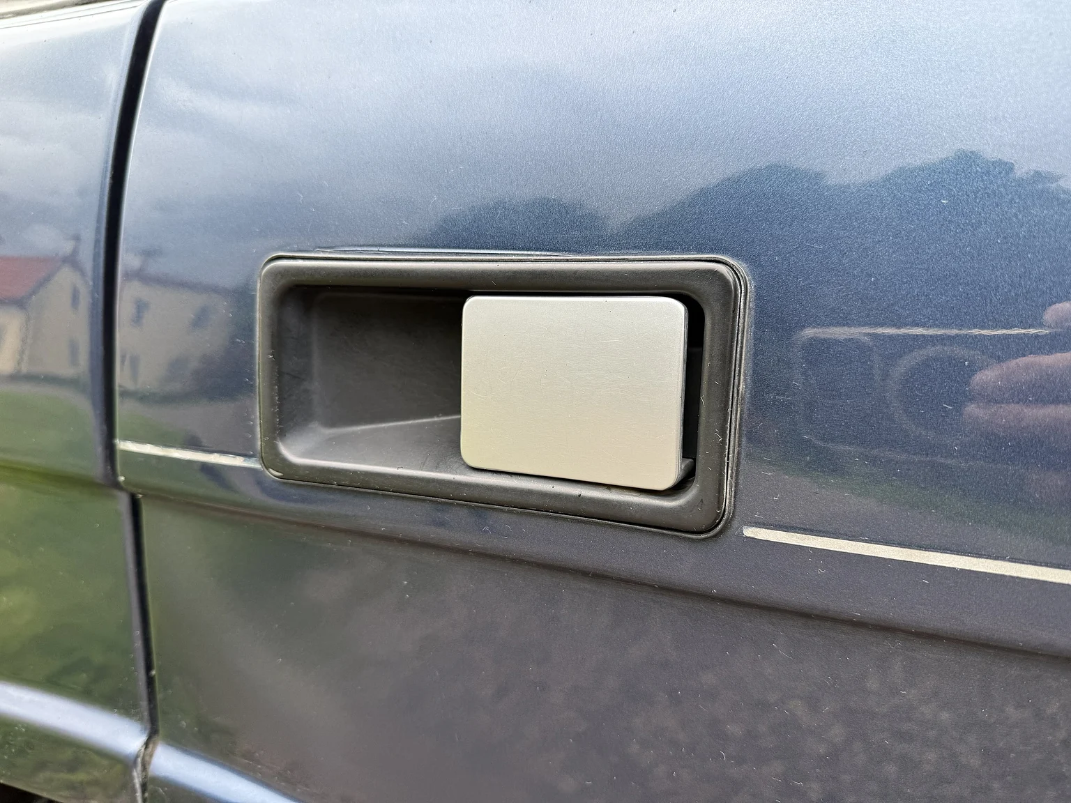 Exterior image of 1990 Range Rover Vogue SE 3.9 (39)