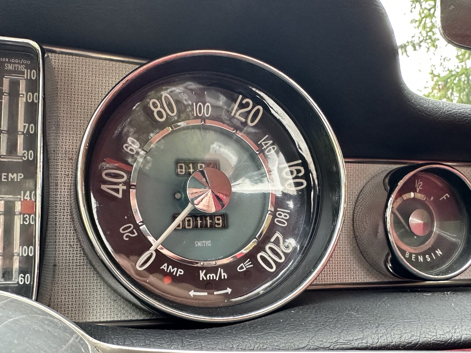Interior image of 1964 Volvo P 1800 S
